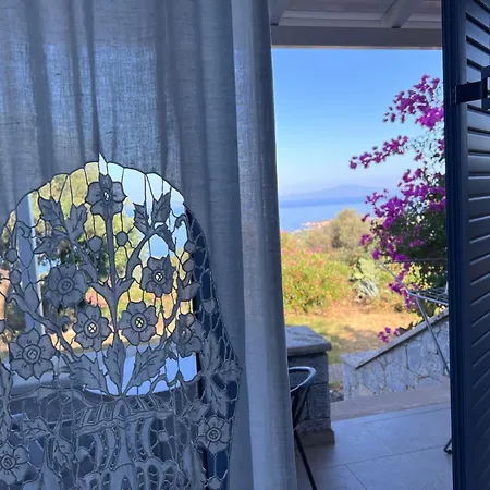 Sto Spiti Pigi (West Mani)